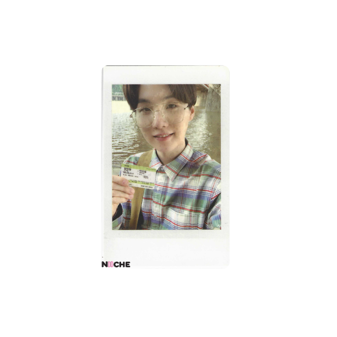 BTS (방탄소년단) - SUGA 2021 Season's Greetings Polaroid Photocard
