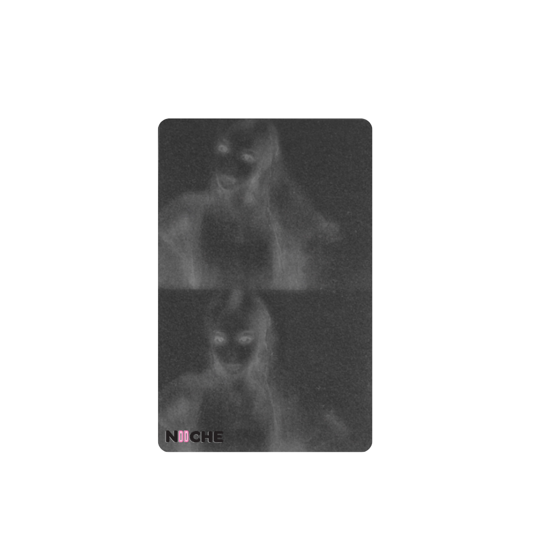 LE SSERAFIM (르세라핌) - CHAEWON HOT Drenched Vetiver Ver. Photocard