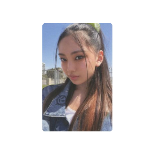 New Jeans (뉴진스) - HYEIN 1st EP New Jeans Weverse Photocard 2