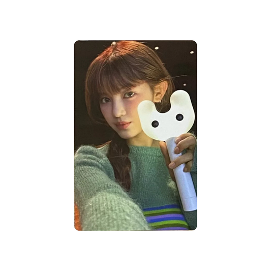 New Jeans (뉴진스) - DANIELLE Official Lightstick Photocard