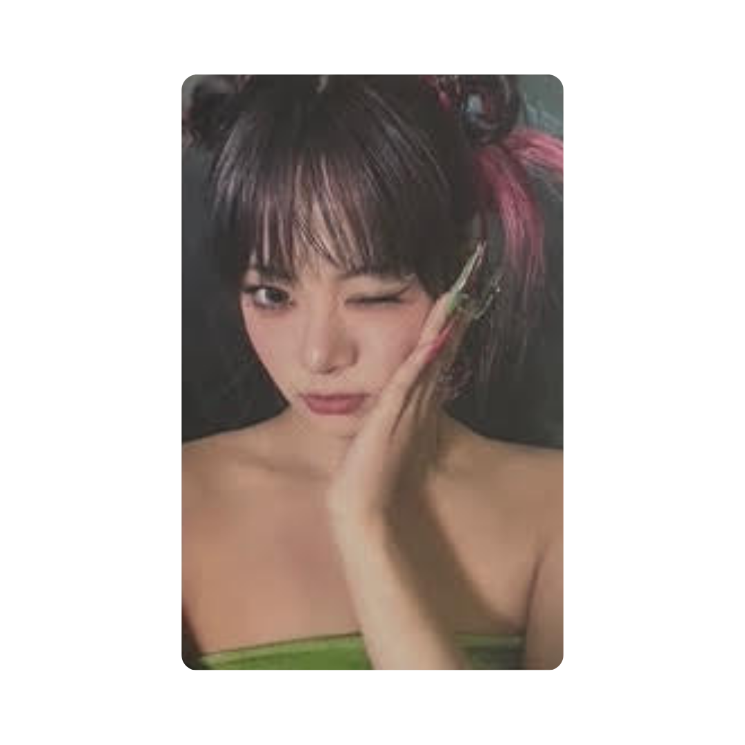 LE SSERAFIM (르세라핌) - EUNCHAE Crazy Balaclava Ver. Photocard