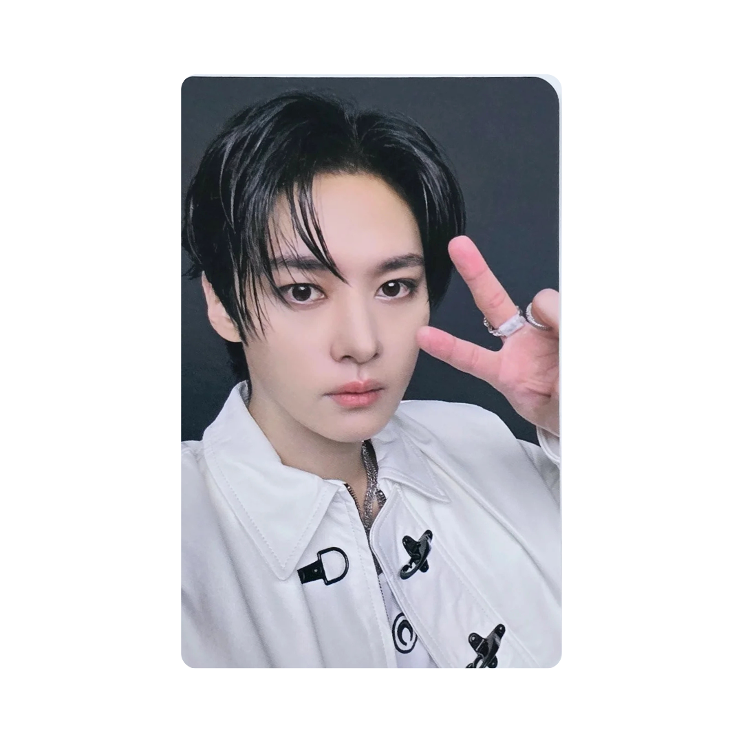 Stray Kids (스트레이 키즈) -LEE KNOW SKZHOP HIPTAPE Music Plant POB Photocard