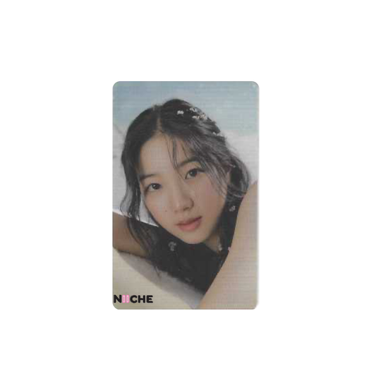 LE SSERAFIM (르세라핌) - KAZUHA ANTIFRAGILE [Compact Ver] Weverse POB Photocard