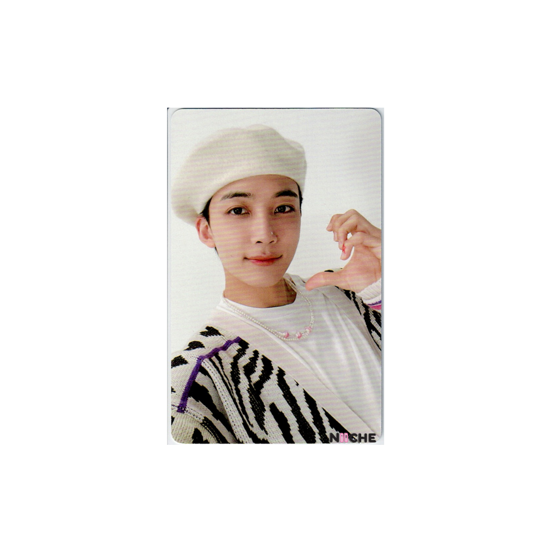 Seventeen (세븐틴) - JEONGHAN Seventeen 2022 Photobook The Name 17 Photocard